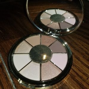 Tarte Be you. Naturally. Eyeshadow - Make Offer!